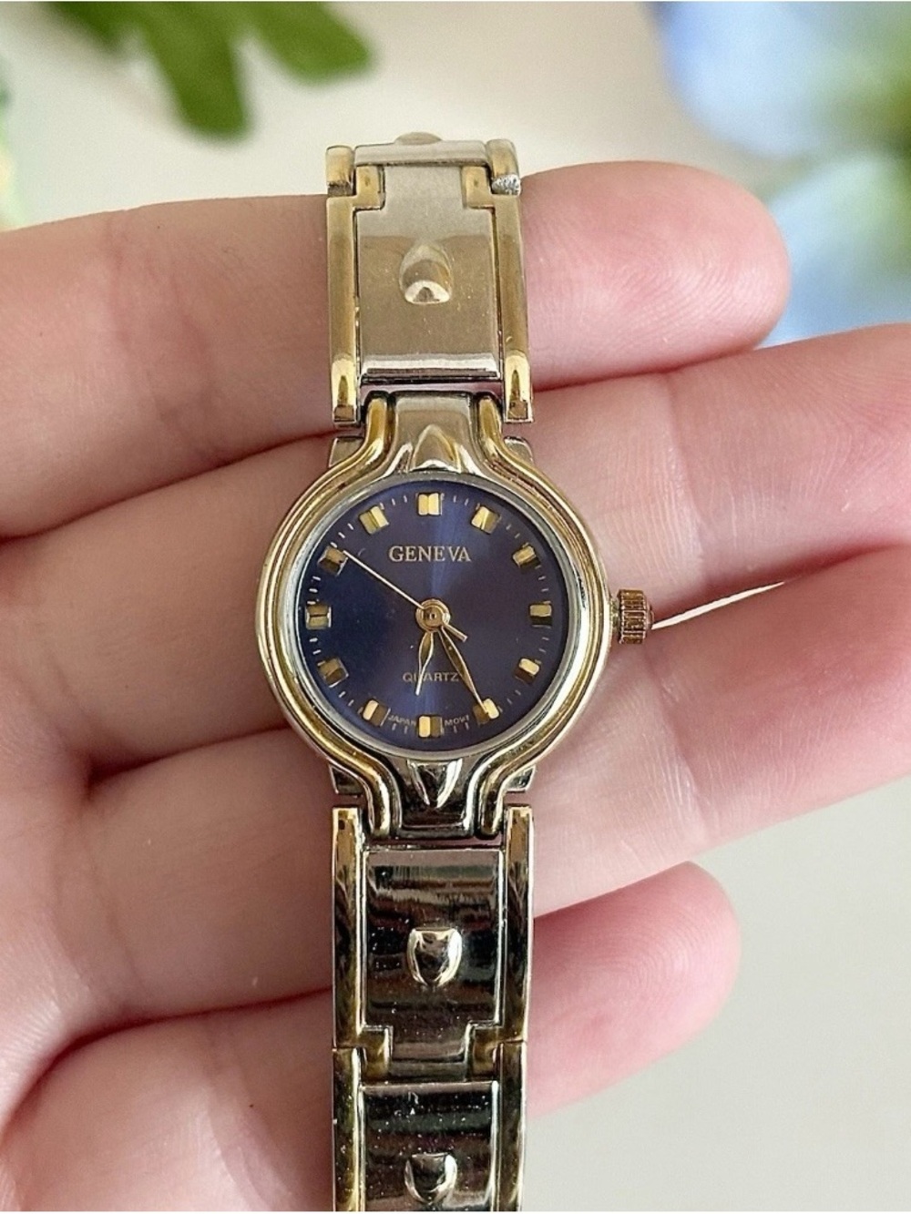 Vintage Geneva Blue Dial Watch WORKS!! Gold/Silver Two-Tone Classic Timepiece